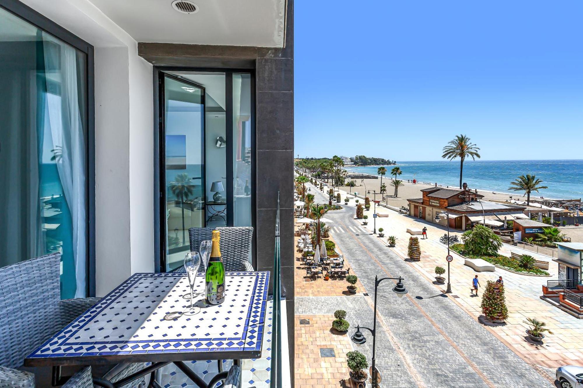 La Viu Daire Estepona Dış mekan fotoğraf