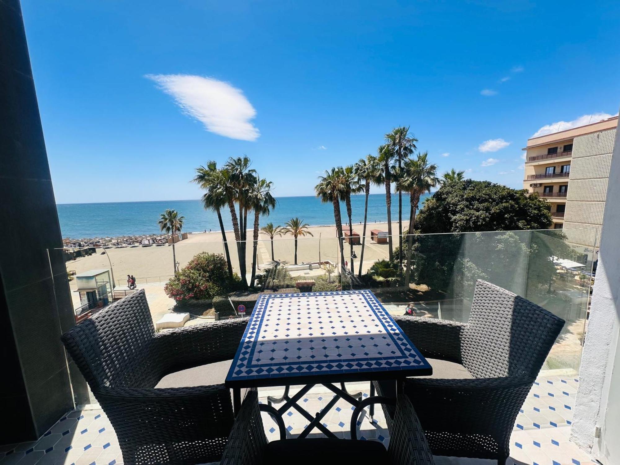 La Viu Daire Estepona Dış mekan fotoğraf